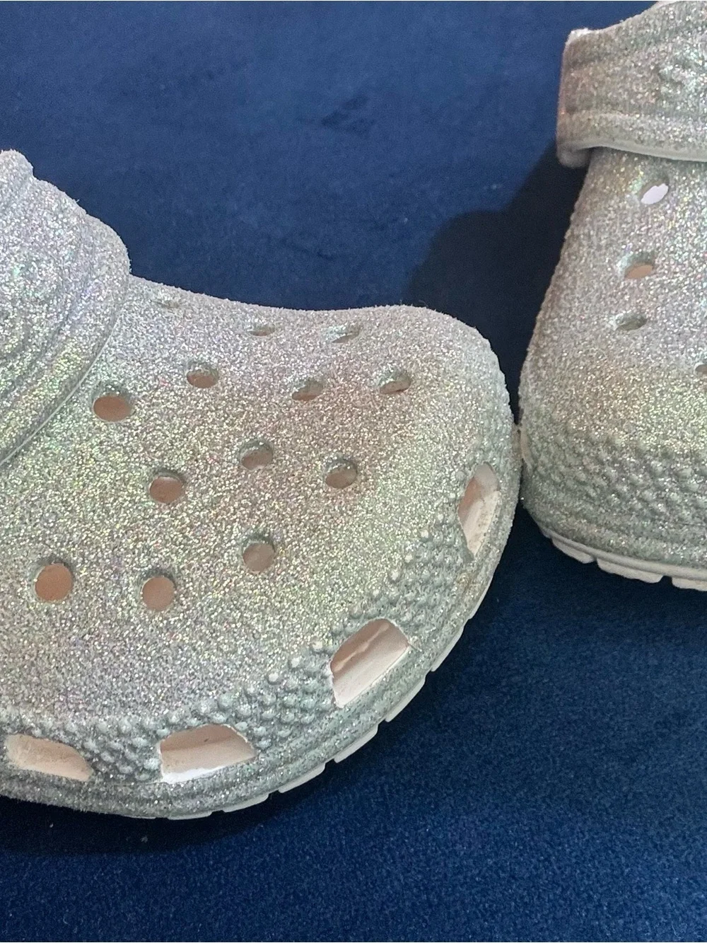 CROCS Kids Glitter Clog in Iridescent Silver C4